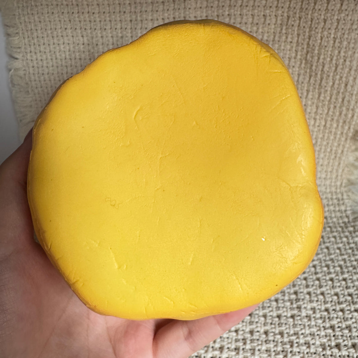 Mido Large Bread Slow Rise Squishy