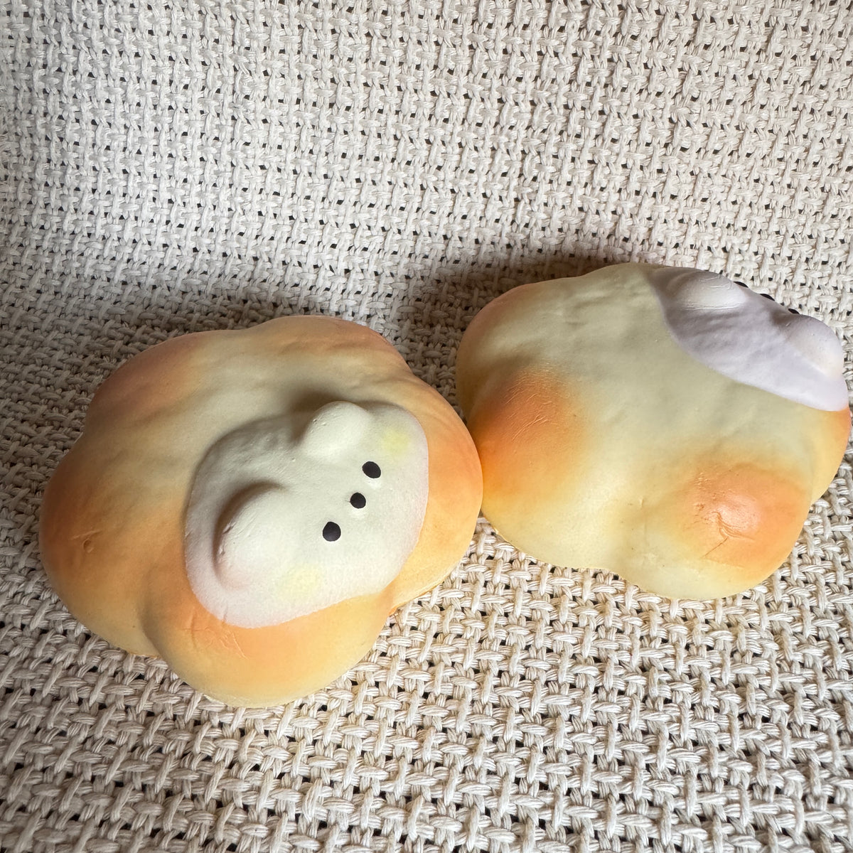 Kitten Plum Blossom Cake Slow Rise Squishy