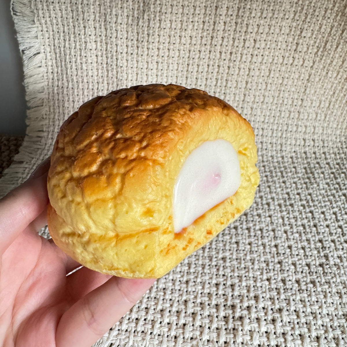 Filled Cream Puff Slow Rise Squishy
