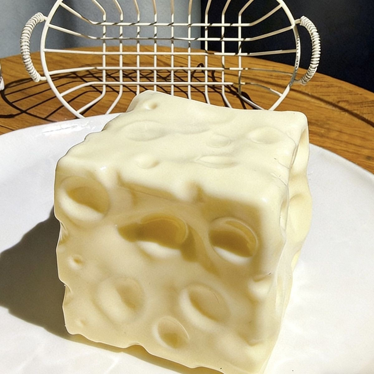 Crunchy Cheese Squishy