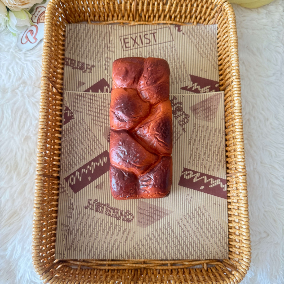 Kiibru Pretzel Twist Slow Rise Squishy
