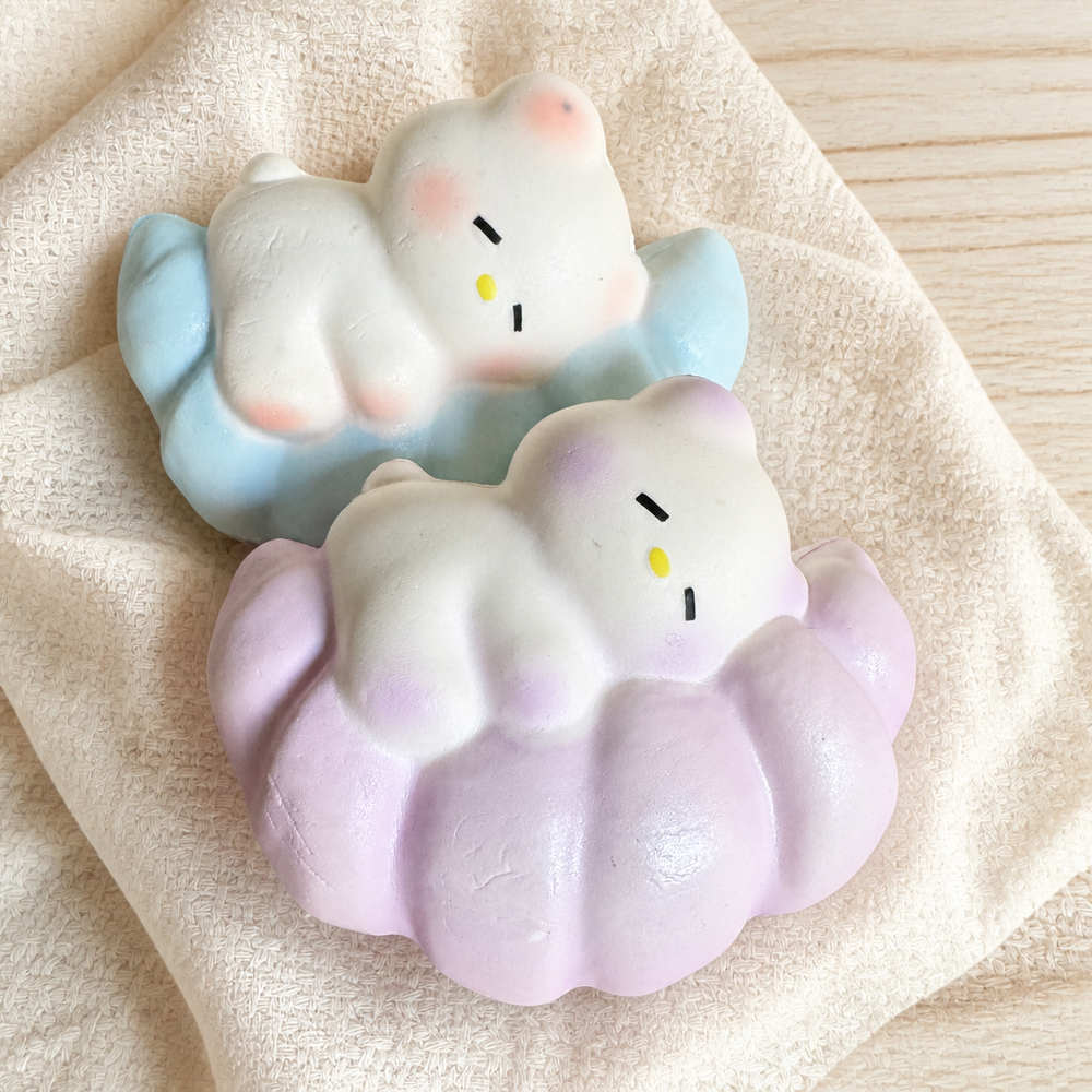 Moon Bear Slow Rise Squishy